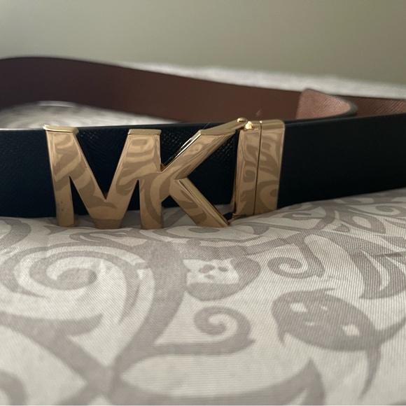 Michael Kors Black and Gold Men's Bag - Picture 1 of 8